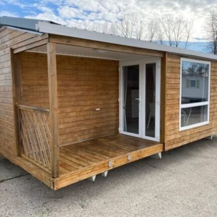 Casas Contenedoras IRM con Terraza de Madera